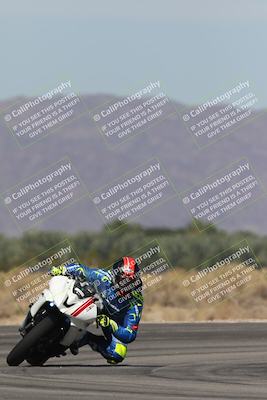 media/Oct-13-2025-Moto Forza (Mon) [[a66d839500]]/2-A Group/Session 3 (Turn 16)/